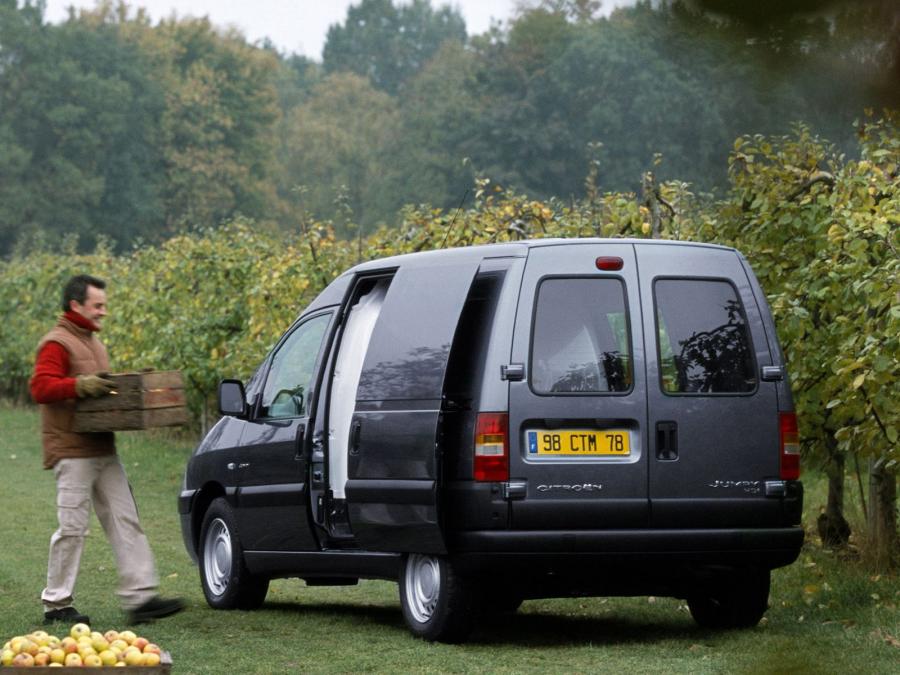  Citroen Jumpy Van 2004 года  (фото 5 из 9)